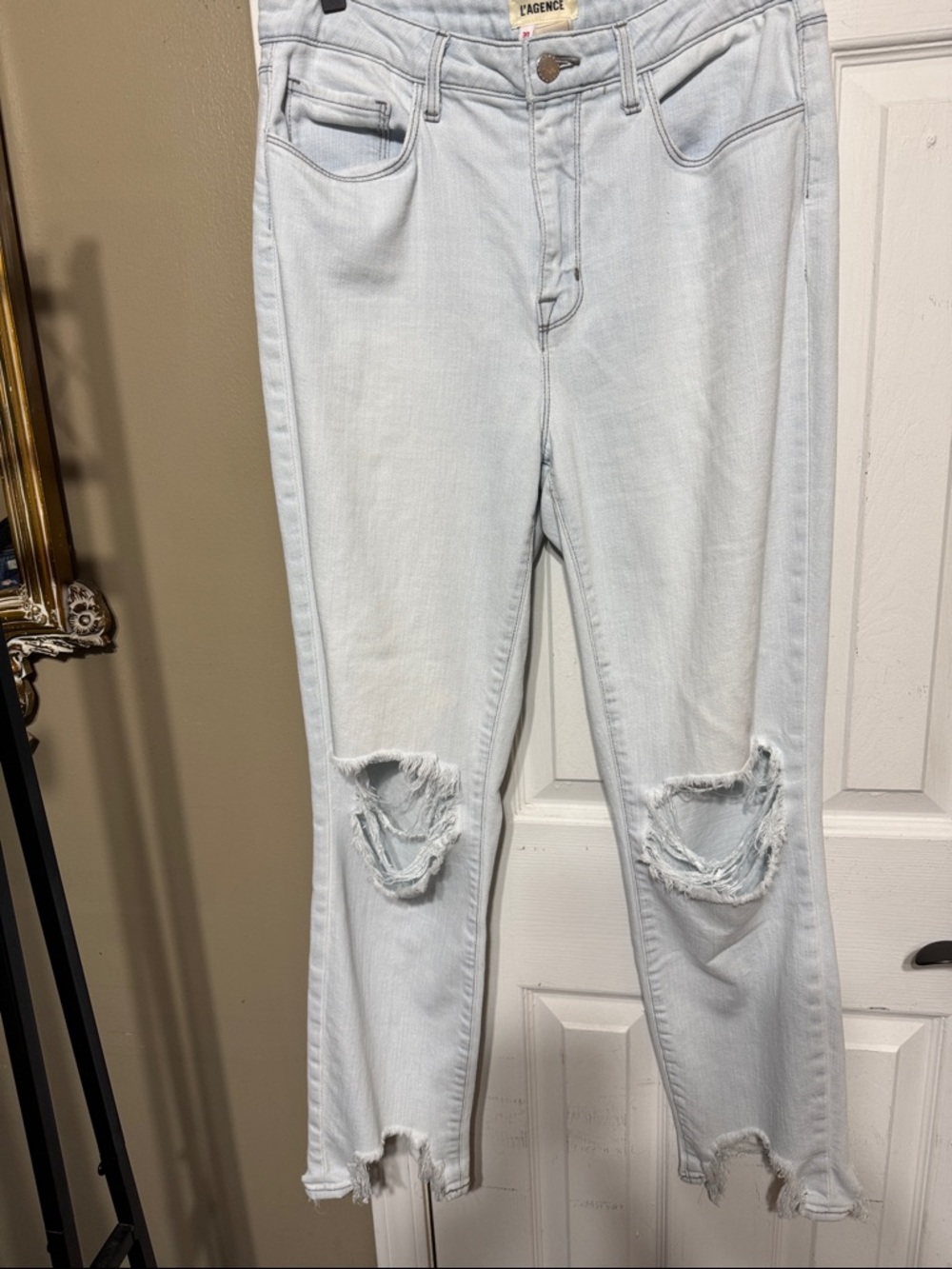 L'AGENCE Light Wash Distressed Jeans Size 30